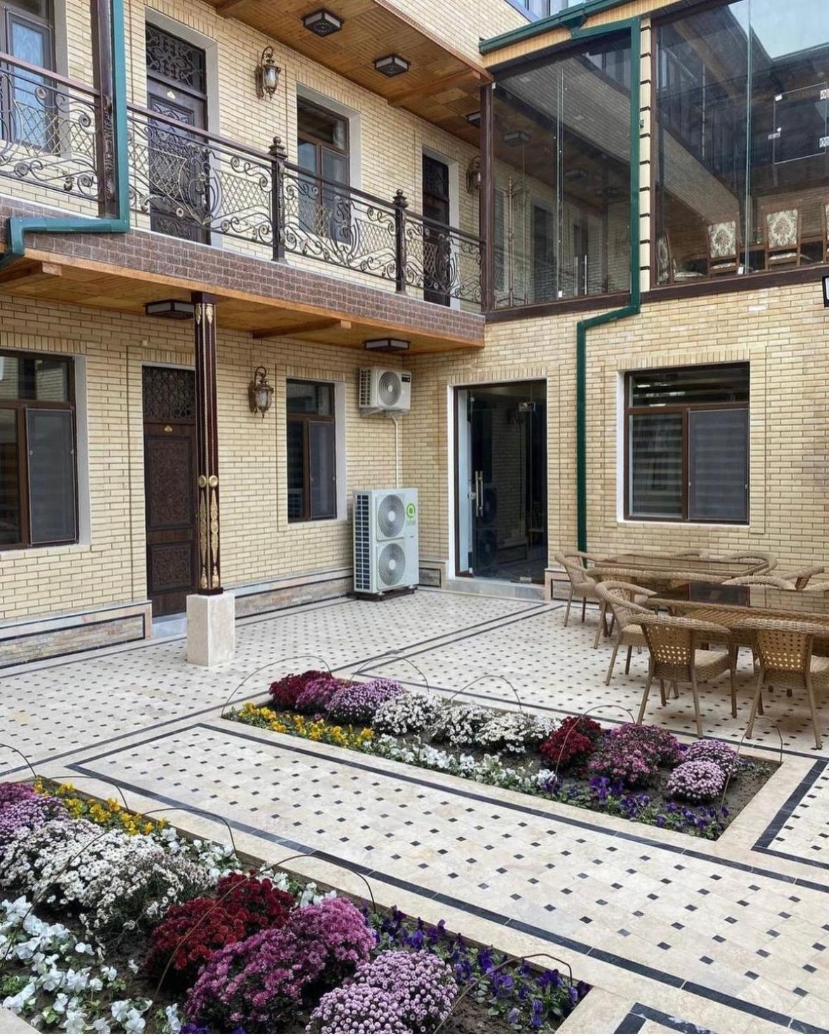 Vostok Hotel Бухара Екстер'єр фото